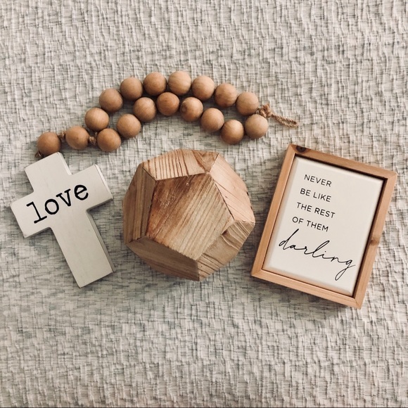 bundle of modern/rustic home decor!! - Picture 3 of 3